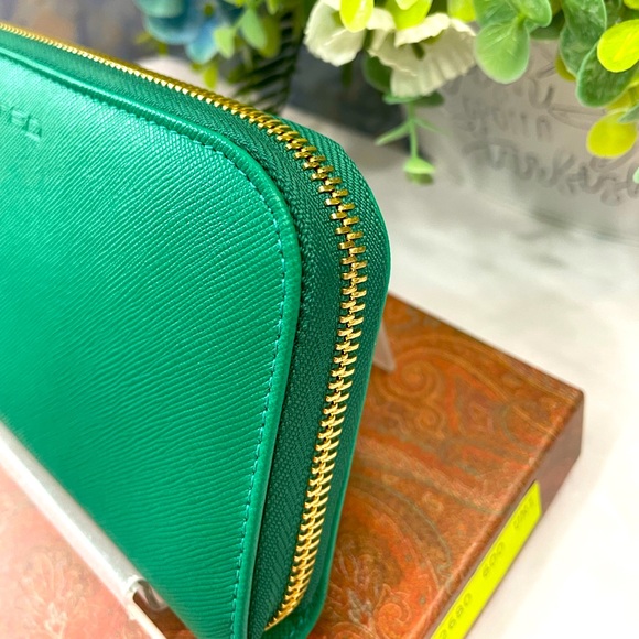 ETRO Milano Zip Around Continental Long Wallet Made In Italy ~ NWT! - Picture 17 of 17